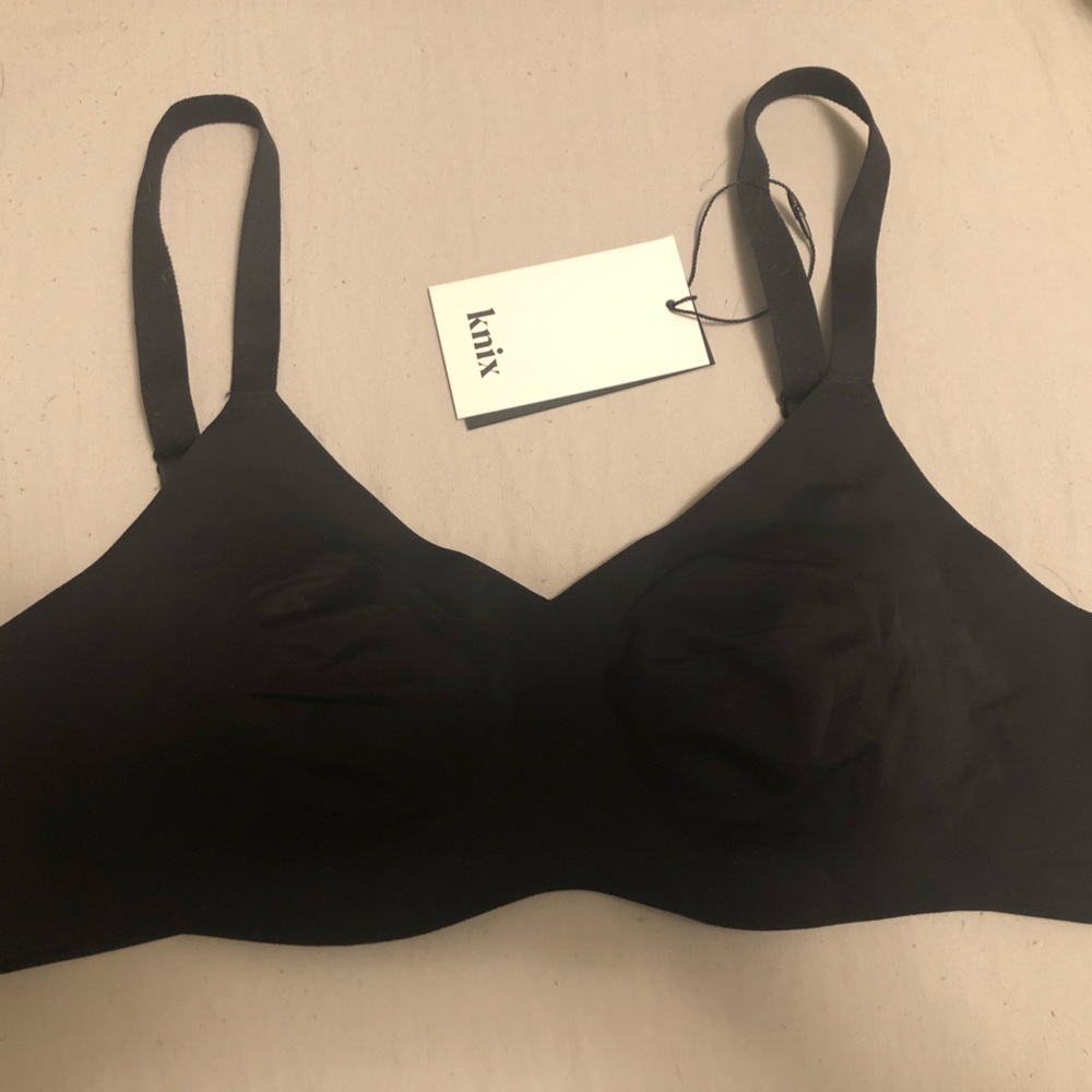 Knix Bra - Picture 2 of 8